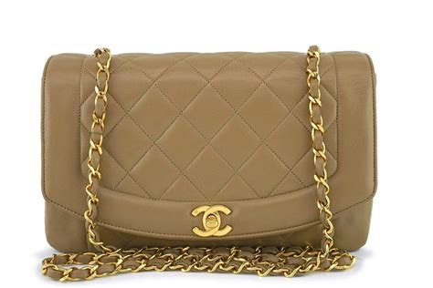 chanel diana bag beige medium|Chanel Diana Bag. Complete Guide (sizes, materials, .